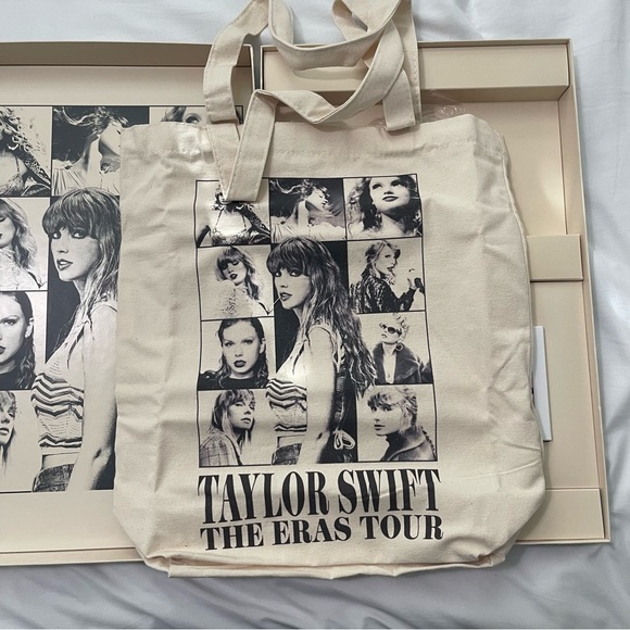 OFFICIAL Taylor Swift VIP Box - Picture 4 of 7